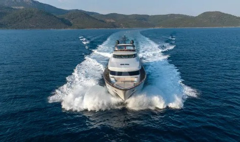 Göcek koyunda yaz sabahı